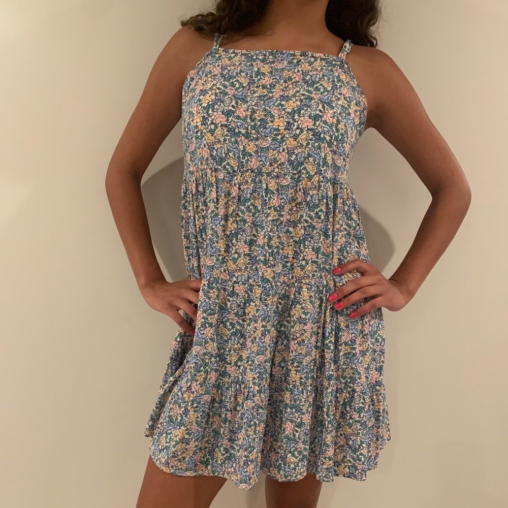 Old  Navy woman's medium dress with multi colored flowers
